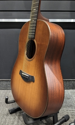 Taylor Builder's Edition 517e Grand Pacific Spruce/Mahogany Acoustic/Electric - Wild Honey Burst 5